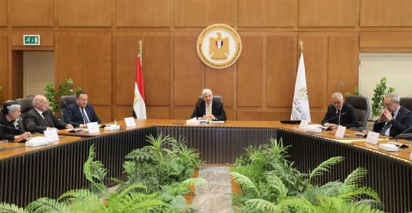 وزير التعليم العالي يترأس اجتماع مجلس أمناء جامعة الإسكندرية الأهلية