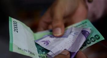   إندونيسيا تبقي على سعر الفائدة ثابتًا لدعم الروبية بعد تراجع السوق