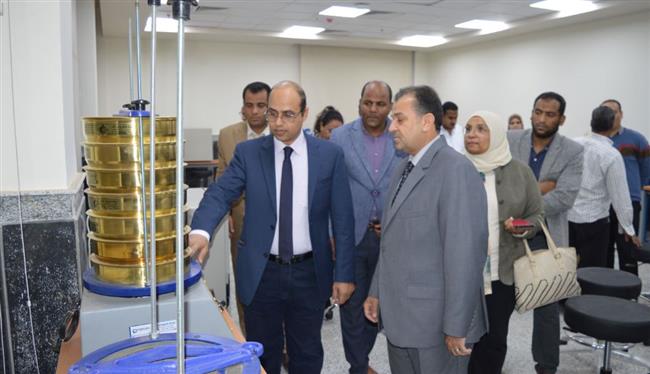 "جنوب الوادي الاهلية " تفتتح معامل جديدة لدعم بيئة تعليمية متكاملة