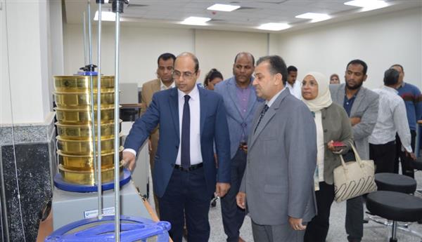 "جنوب الوادي الاهلية " تفتتح معامل جديدة لدعم بيئة تعليمية متكاملة