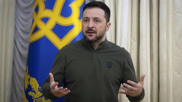 زيلينسكي: مكالمتي مع ترامب "إيجابية وجوهرية وصريحة"