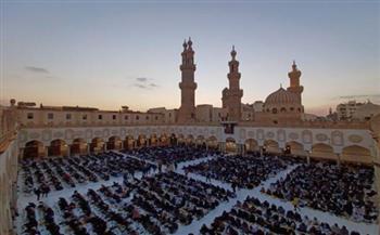   3000 وجبة.. مائدة الأزهر تحتضن الطلاب الوافدين والمغتربين في أول أيام رمضان