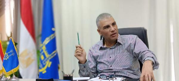 محافظ أسوان: تكثيف أعمال النظافة العامة وإزالة الإشغالات وإنارة الشوارع
