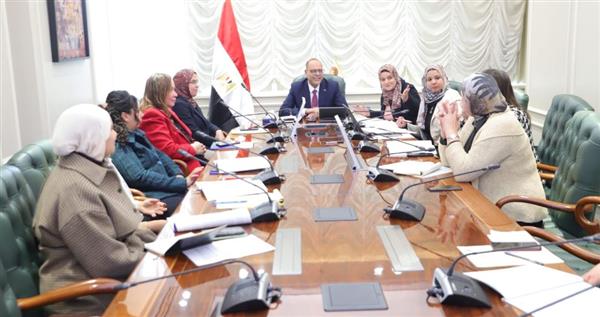 وزير العمل : المساواة بين الجنسين في الحصول على فرص أفضل في وظائف المستقبل