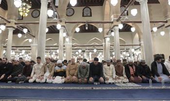   الجامع الأزهر يقيم التراويح 20 ركعة بالقراءات في الليلة الثالثة من رمضان