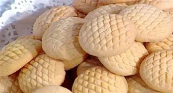   القطعة تحتوي على 400 سعر حراري.. استشاري تغذية تحذر من الإفراط في تناول الكحك