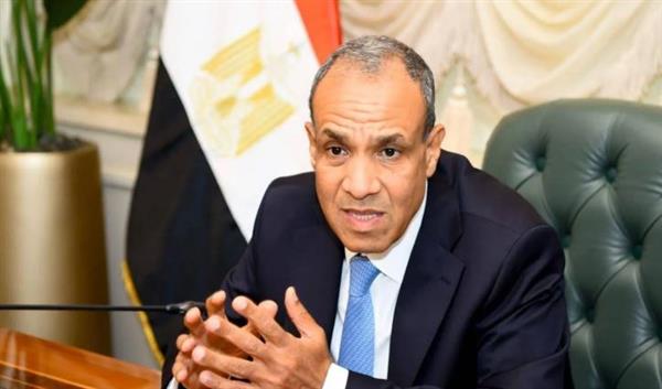 وزير الخارجية يتفقد موقع سد "جوليوس نيريرى" بتنزانيا
