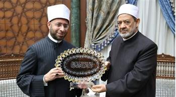   وزير الأوقاف يهنئ الإمام الطيب بمناسبة مرور خمسة عشر عامًا على توليه مشيخة الأزهر