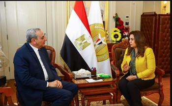   عوض والجندي يشهدان توقيع عقد إدارة وتشغيل محطة طنطا لإنتاج البيض