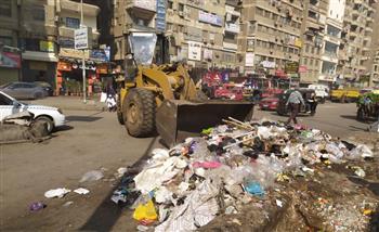  الجيزة تكثف حملات النظافة ورفع المخلفات بأحياء الهرم وامبابة وبولاق والمنيرة