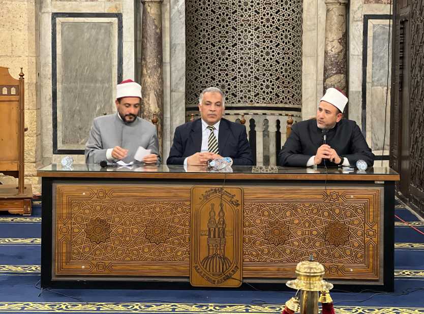 ملتقى الأزهر للقضايا الإسلامية: الألعاب النارية أذى فاحش ومهزلة يعف عنها مجتمعنا