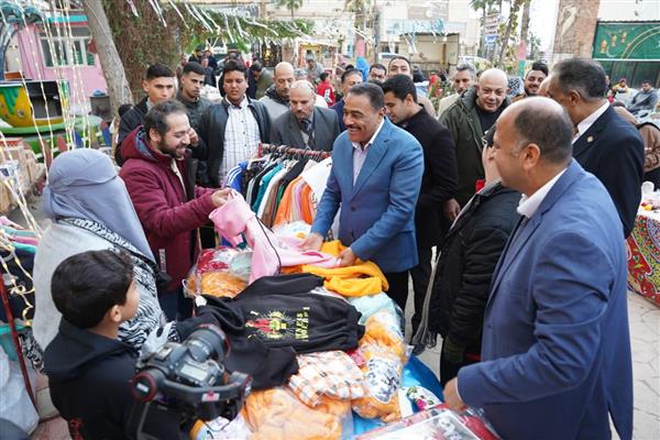 محافظ مطروح يفتتح معرض ست الحبايب للمشغولات اليدوية والتراثية