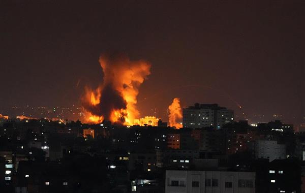إعلام فلسطيني: طيران الاحتلال يشن سلسلة غارات على أراض زراعية في غزة