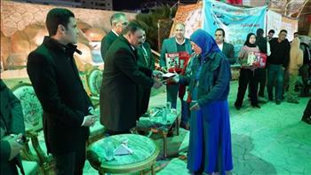   محافظ مطروح يشارك أمهات ذوي الهمم الأيتام إفطار رمضان