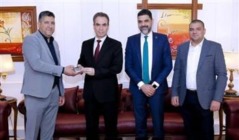   عائلة الشيخ عبد الفتاح الشعشاعي تهدي إذاعة القرآن الكريم تلاوات تذاع لأول مرة 