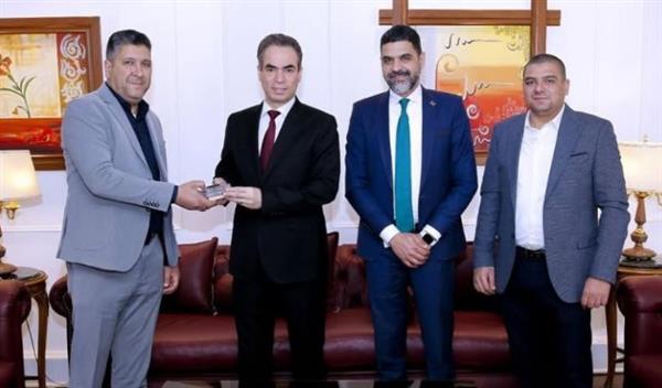 عائلة الشيخ عبد الفتاح الشعشاعي تهدي إذاعة القرآن الكريم تلاوات تذاع لأول مرة