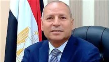   محافظ القاهرة: لجنة هندسية لفحص العقارات المجاورة لعقار عابدين المحترق 