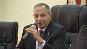   محافظ بورسعيد يستعرض استعدادات المحافظة لاستقبال عيد الفطر المبارك