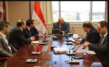 وزير الكهرباء يبحث مع شركة شنايدر التعاون فى مجالات خفض الفقد وتطوير مراكز التحكم