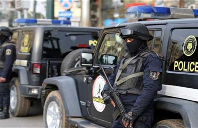 ضبط طرفي مشاجرة بالأسلحة النارية بسبب ركن سيارة في أسيوط