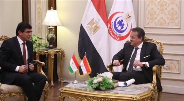 مصر وطاجيكستان تبحثان تعزيز التعاون الصحي وتوسيع الشراكة الدوائية