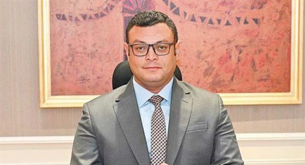 وزير الإسكان يتابع سير العمل بالمشروعات السكنية بمدينة أكتوبر الجديدة