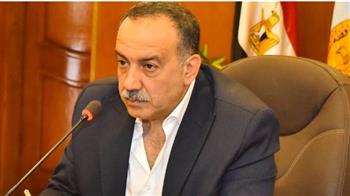   محافظ أسيوط يوجه بالبدء في تطوير مسرح مدرسة "طه حفني المليجي الإعدادية بنين"