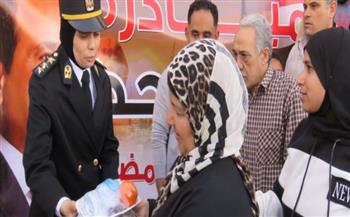    الداخلية تواصل توزيع وجبات إفطار على الصائمين في إطار  "كلنا واحد"