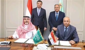   وزير الزراعة يشهد توقيع اتفاق مصري - سعودي لإنتاج المحسنات والمخصبات الزراعية