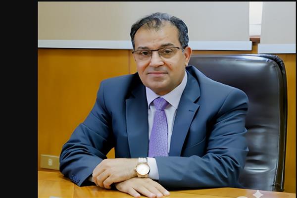 رئيس جامعة جنوب الوادى  يهنئ الرئيس السيسى بمناسبة عيد الفطر