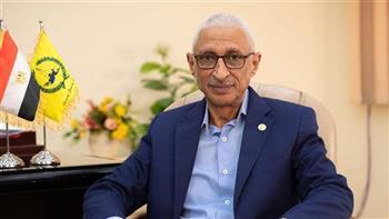 محافظ شمال سيناء يوجه بتكثيف الحملات الرقابية على الأسواق استعدادا لعيد الفطر المبارك