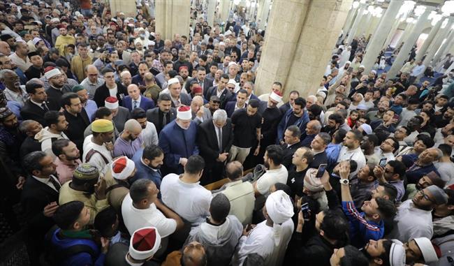 جنازة مهيبة لرئيس جامعة الأزهر السابق الدكتور محمد المحرصاوي من الجامع الأزهر