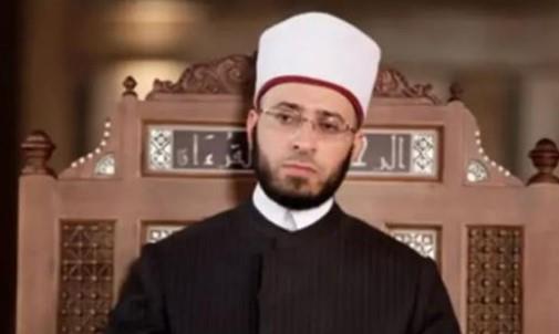 وزير الأوقاف يُشيد بمبادرة طيبة من أحد الأئمة في مراعاة خواطر الجيران واحترام المصلين