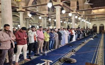   هل يجوز إقامة التراويح في ليلة العيد؟