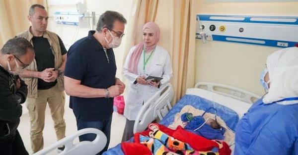 وزير الصحة ومحافظ المنيا يتفقدان مستشفى العدوة المركزي