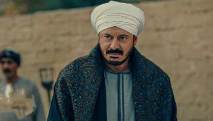 الحلقة الثانية من مسلسل «حكيم باشا».. إنفجار سيارة مصطفى شعبان