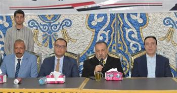   محافظ أسيوط يوجه الأجهزة التنفيذية بحل جميع شكاوى أهالي مدينة أبوتيج