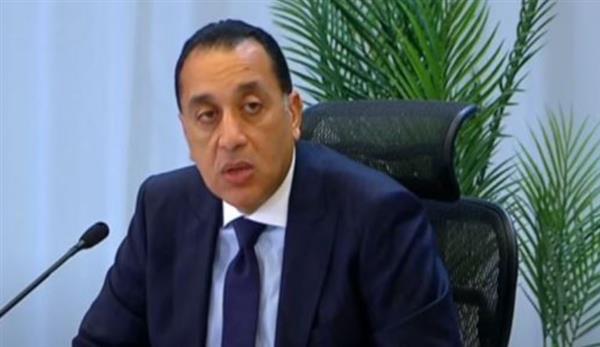 رئيس الوزراء يهنئ الشعب المصري والأمتين العربية والإسلامية بعيد الفطر المبارك