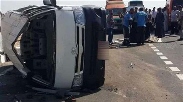 مصرع 3 أشخاص وإصابة 8 آخرين بانقلاب ميكروباص بالطريق الساحلى غرب الإسكندرية