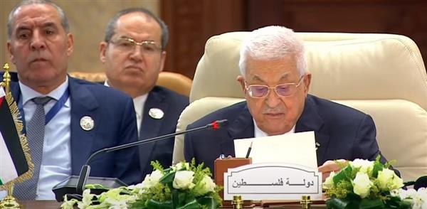 الرئيس الفلسطيني: نرفض التهجير ونقترح تهدئة طويلة الأمد ودعم الأونروا