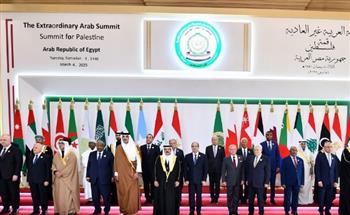   أستاذ علوم سياسية: القمة العربية حملت رسائل واضحة لتأكيد رفض تهجير الفلسطينيين
