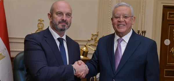 المستشار حنفي جبالي رئيس مجلس النواب يستقبل رئيس الشيوخ الإسباني