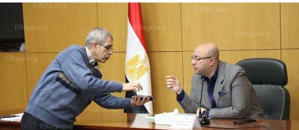محافظ بني سويف يوجه بتوفير الحماية الاجتماعية والرعاية الصحية للحالات الأولى بالرعاية