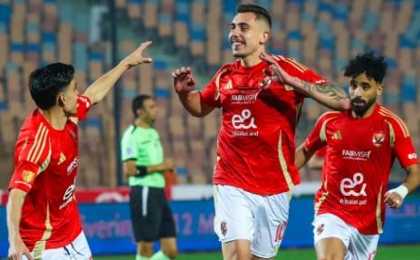 الأهلي يتواصل مع اتحاد الكرة لمعرفة هوية حكم مباراة القمة