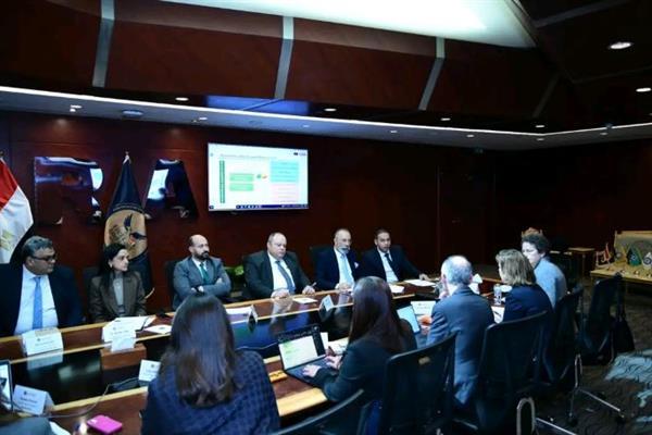 رئيس هيئة الرقابة المالية يلتقي مع البعثة المشتركة للبنك الدولي ومؤسسة التمويل الدولية