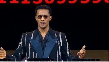   محمد رمضان يمنح مواطن 100 ألف جنيه بحلقة اليوم من برنامج مدفع رمضان