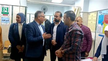   مدير "تأمين القليوبية" يتابع جاهزية الطوارئ وانتظام الخدمات بمستشفى بنها النموذجي