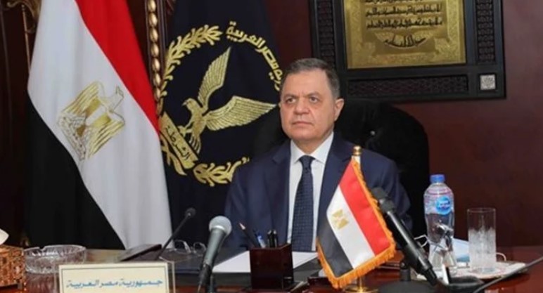 وزير الداخلية يهنئ الرئيس السيسي ووزير الدفاع بذكرى العاشر من رمضان