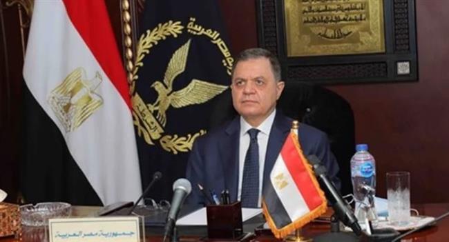 وزير الداخلية يهنئ الرئيس السيسي ووزير الدفاع بذكرى العاشر من رمضان