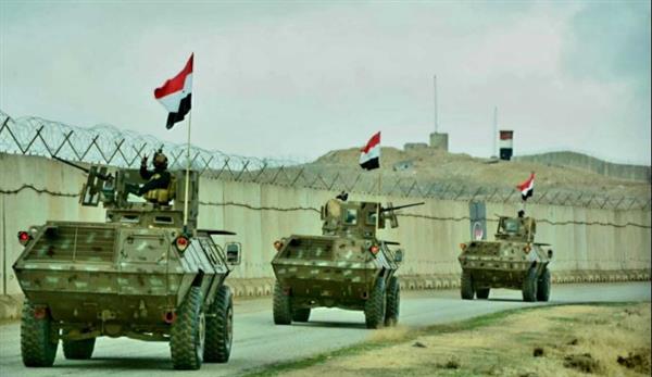العراق يكثف انتشار جنوده على الحدود مع سوريا ويؤكد عدم وجود أي تهديد